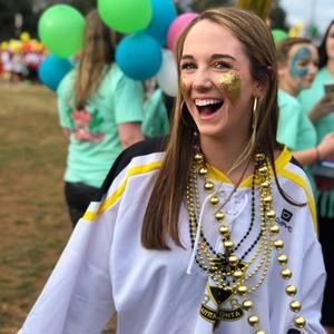 Meet your Posher, Olivia